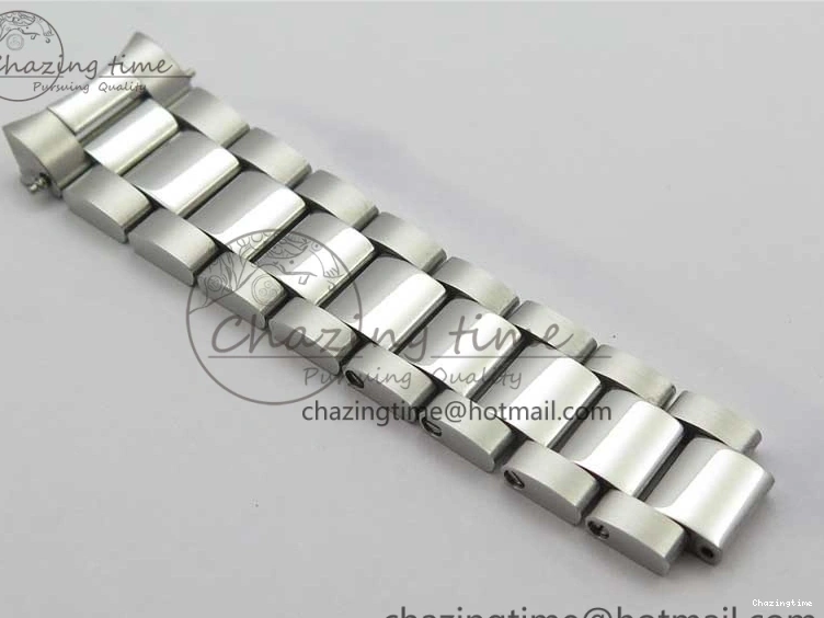 0730 Aqua Terra 150M 34mm Ladies SS VSF 1:1 Best Edition White Wave Dial RG Markers on SS Bracelet A WrinkleFree 7928